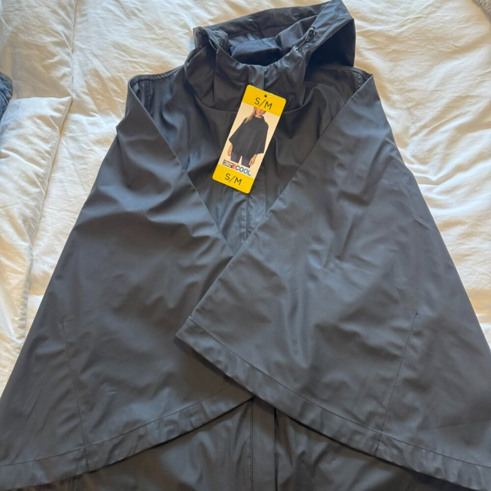 32 Degrees Poncho